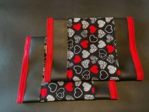Black Red Hearts