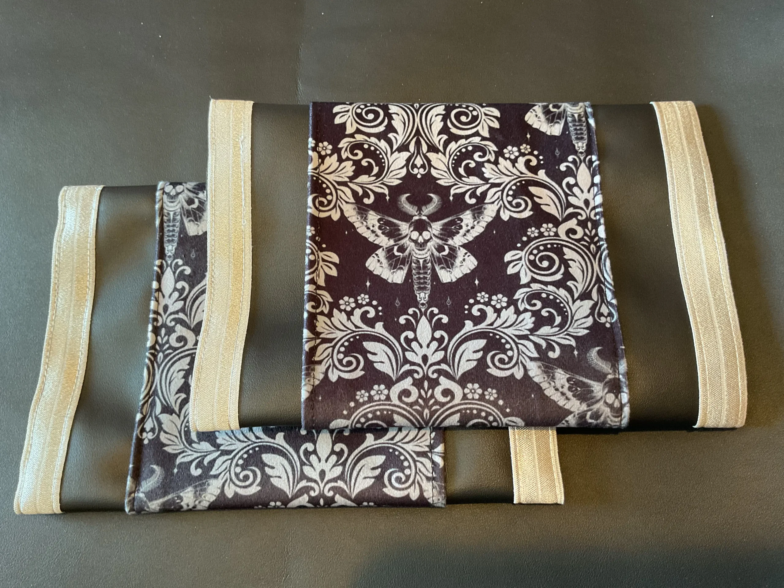 Skull Damask