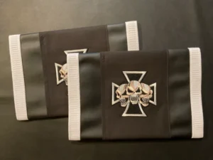 3 Headed Skulls